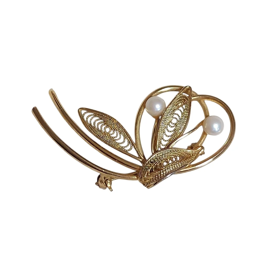 Vintage Gold Filigree and Pearl Swirl Brooch